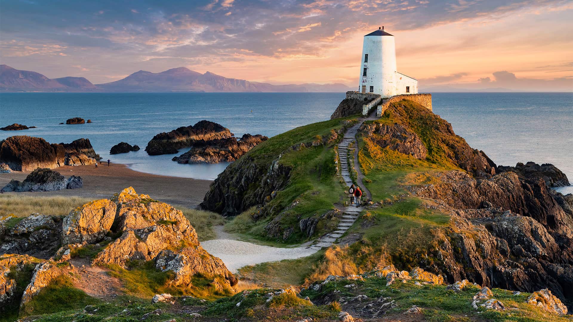 Llanddwyn (Tŵr Mawr) lighthouse on Anglesey, Wales