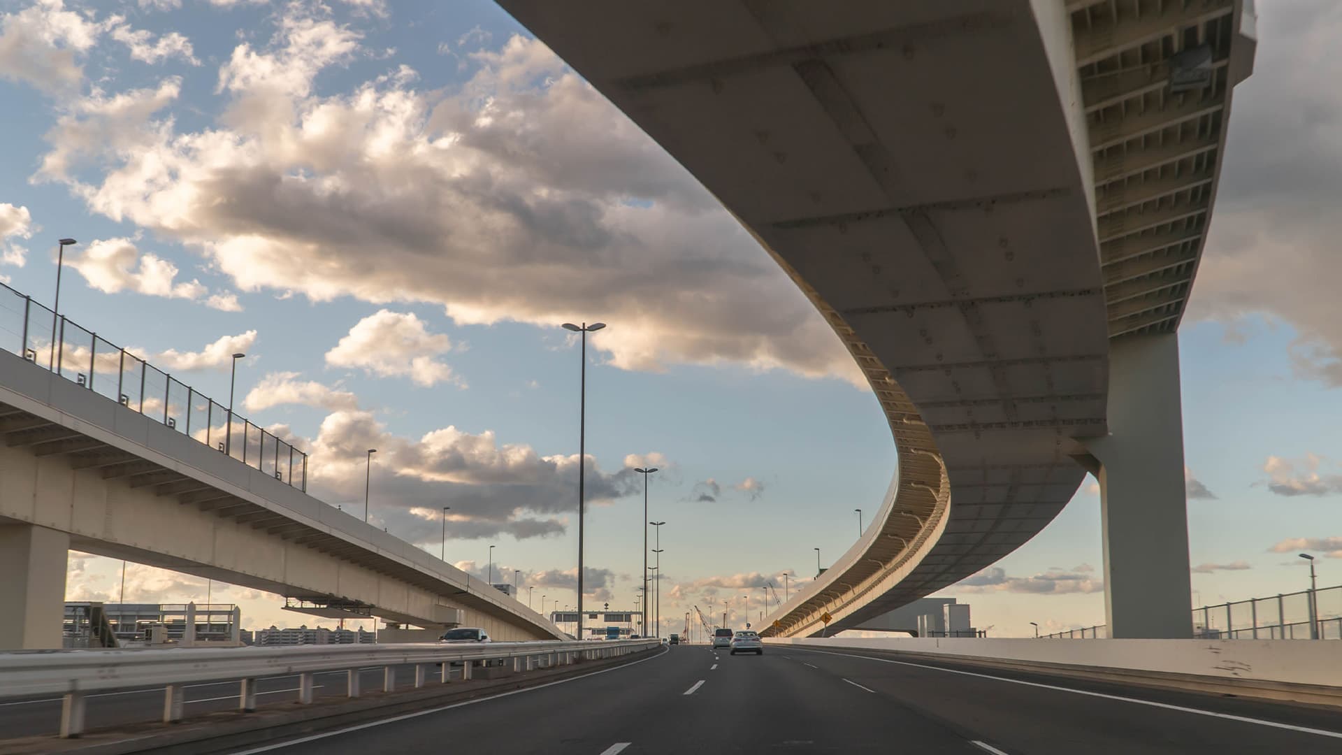 The highway is Shuto Expressway Bayshore Route, Yokohama city of Kanagawa prefecture, Japan.